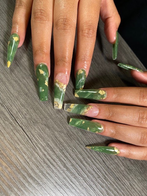 Maqbul Beauty nail photo 4